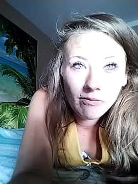 sexmywifefr naked stripping on cam for live sex video chat