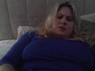 sexysoph1234 naked stripping on cam for live sex video chat