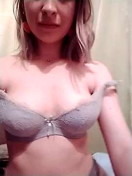 SmallLina naked stripping on cam for live sex video chat