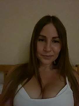Sofia_Conor naked stripping on cam for live sex video chat