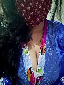 Sonisweet naked stripping on cam for live sex video chat