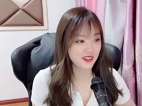 summer_one1 naked stripping on cam for live sex video chat