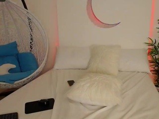 Sunny-Tyler nude on cam – live sex chat