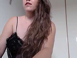 sweetlolly26 naked stripping on cam for live sex video chat