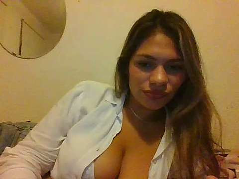 sweety_carol naked stripping on cam for live sex video chat
