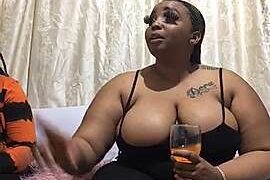 TangyYummyAss naked stripping on cam for live sex video chat