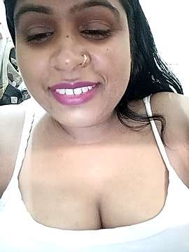 TanuDreamgirl naked stripping on cam for live sex video chat
