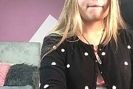 Teenkersexx naked stripping on cam for live sex video chat