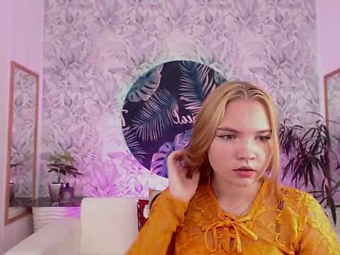 TinaMaysson naked stripping on cam for live sex video chat