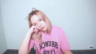 TorryBreis_ naked stripping on cam for live sex video chat