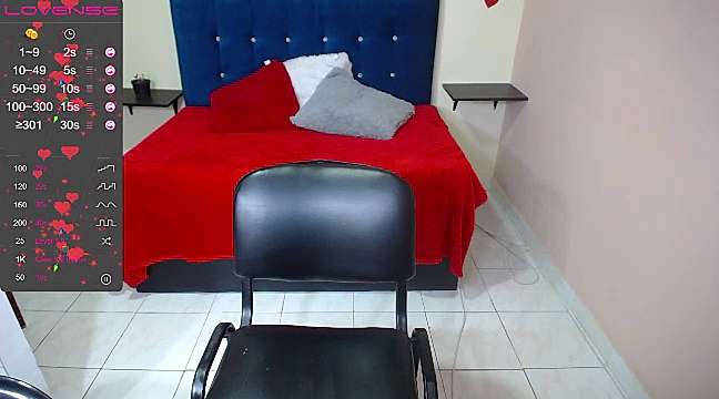 Trinnity_ naked stripping on cam for live sex video chat