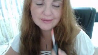 VanilaSonya naked stripping on cam for live sex video chat
