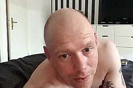 XYHornyCoupleXY naked stripping on cam for live sex video chat