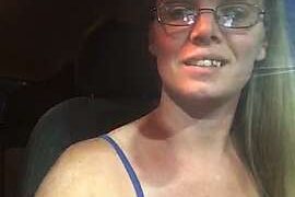 yanks28@xh naked stripping on cam for live sex video chat