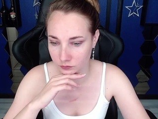 ZaraLovel nude on cam – live sex chat