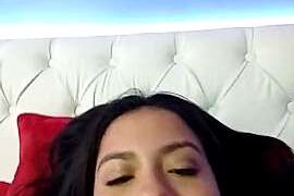 zoe_cruz1 naked stripping on cam for live sex video chat