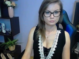 Adrey4U nude on cam – live sex chat