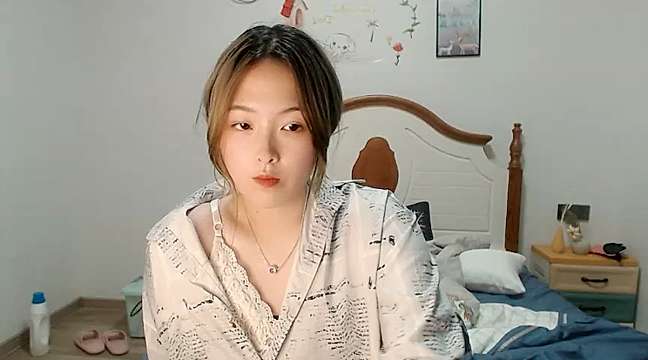 AK-LiLi naked stripping on cam for live sex video chat