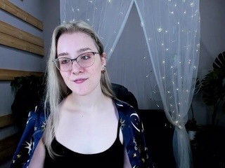 Alaiza nude on cam – live sex chat