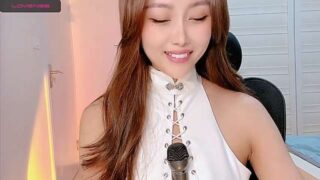 ANNVV naked stripping on cam for live sex video chat