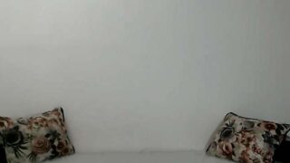 ava_swan naked stripping on cam for live sex video chat