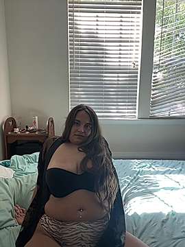 Camilalove269 naked stripping on cam for live sex video chat