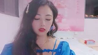 Distancingi naked stripping on cam for live sex video chat