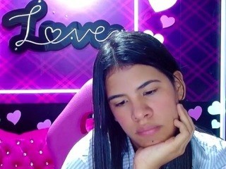 Dulceari nude on cam – live sex chat