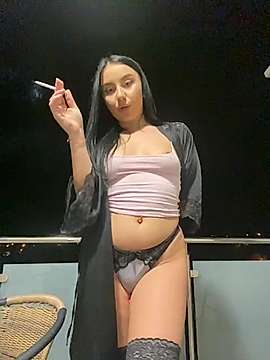 Elisabeth99 naked stripping on cam for live sex video chat
