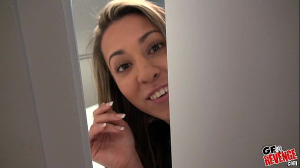 GF r. – Teen Sophia makes a porn sextape