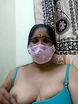 hotaunty1 naked stripping on cam for live sex video chat