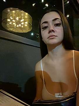 Jane_Porter naked stripping on cam for live sex video chat