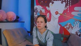 KiraSmall naked stripping on cam for live sex video chat