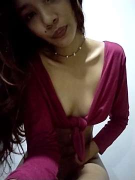 larisa-torme naked stripping on cam for live sex video chat