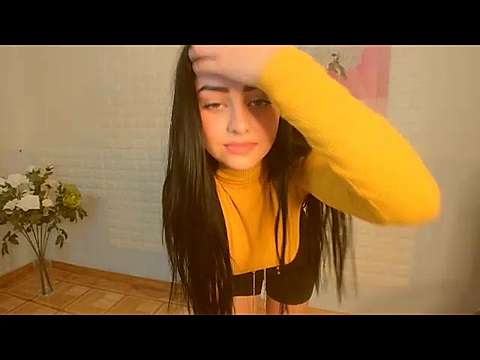 Liliana_murphy naked stripping on cam for live sex video chat