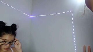 Liss_17 naked stripping on cam for live sex video chat