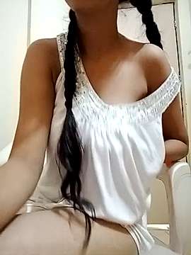 lovely_lips naked stripping on cam for live sex video chat