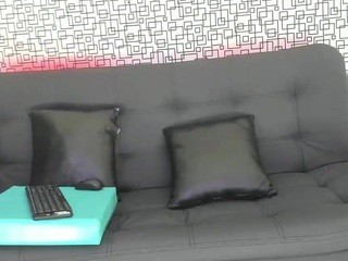 LuisaAstrid nude on cam – live sex chat