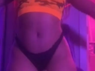 Luxlavishhh nude on cam – live sex chat