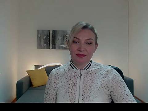 MandyOrtiz naked stripping on cam for live sex video chat