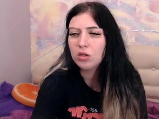 MarieJuanna nude on cam – live sex chat