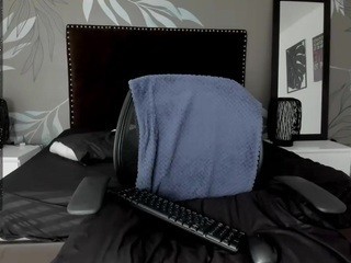 Mia-cat1 nude on cam – live sex chat