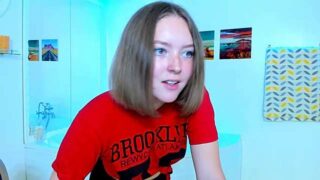 Molly_broyks naked stripping on cam for live sex video chat