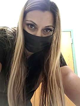 NaughtyCandygirl naked stripping on cam for live sex video chat