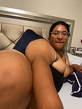 niicky420bby naked stripping on cam for live sex video chat