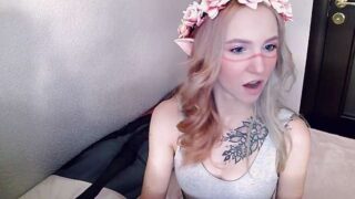Sabrina_Deville naked stripping on cam for live sex video chat