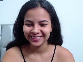 Sharlott-sexy nude on cam – live sex chat