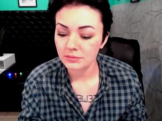 SnowwhiteEmma nude on cam – live sex chat