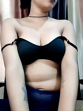 Sotanbhabhi naked stripping on cam for live sex video chat