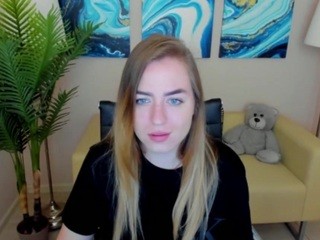 Wendydear nude on cam – live sex chat